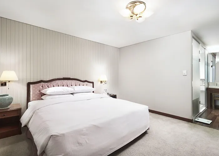 President Hotel