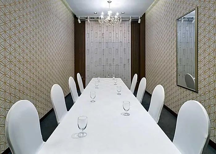Hotel President
